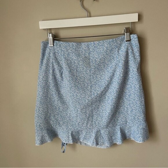 NWOT SHEIN Light Blue Floral Ruffle Ruched Pencil Mini Skirt Women’s Size Medium - Picture 6 of 7
